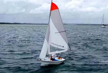 Walker Bay 10.    Zeilboot/roei/motor beschikbaar voor biedingen