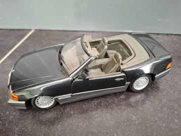 Modelauto, schaalmodel Mercedes Benz 500SL - 1989 - Maisto disponible aux enchères