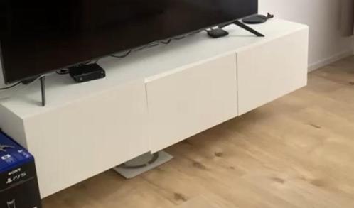 Besta IKEA TV meubel. Moet weg wegens verhuis, Huis en Inrichting, Kasten |Televisiemeubels, Zo goed als nieuw, Ophalen