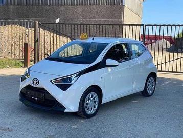 Toyota Aygo 1.0i VVT-i x-play II automatique, Auto's, Toyota, 4 zetels, Euro 6, Overige brandstoffen, Wit