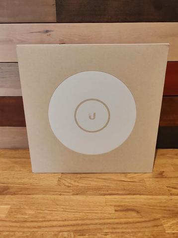 Ubiquiti Unifi U6 Pro NIEUW disponible aux enchères