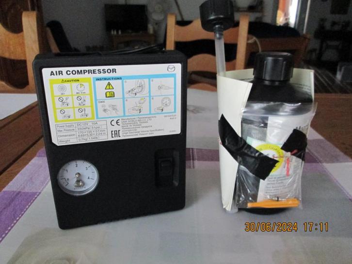 Auto, kit universel de réparation crevaison., Auto diversen, Carkits, Nieuw, Ophalen