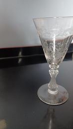 Verre sculpté, Maison & Meubles, Cuisine | Vaisselle, Enlèvement ou Envoi, Comme neuf, Verre