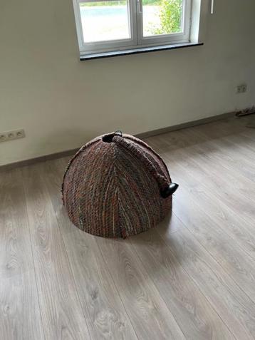 Lampenkap beschikbaar voor biedingen