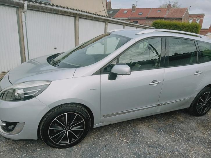 Grand Scénic DCI 110CV Édition bose, Auto's, Renault, Particulier, Grand Scenic, Bluetooth, Boordcomputer, Elektrische ramen, Diesel