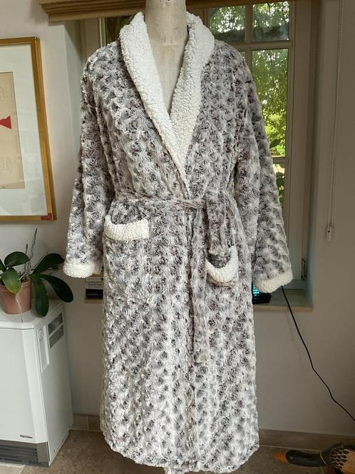 Extra zachte warme kamerjas, maat M-L, Kleding | Dames, Overige Dameskleding, Ophalen of Verzenden