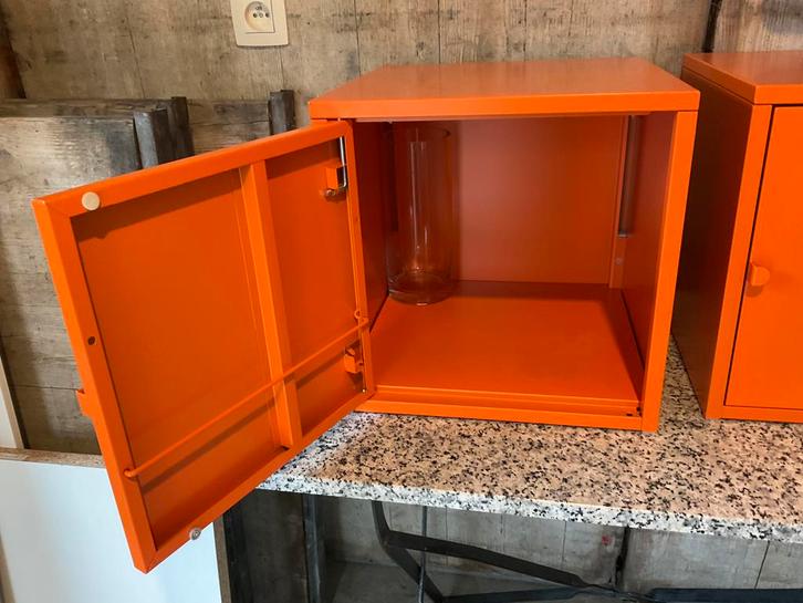 2 kastjes, Huis en Inrichting, Bureaus, Gebruikt, Ophalen