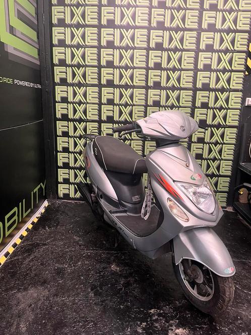 Scooter La Souris 25cc classe A., Fietsen en Brommers, Scooters | Piaggio, Zo goed als nieuw, Ophalen