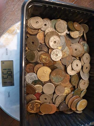 1950 gram allerlei munten,opgehaald in Dessel 2,50€ beschikbaar voor biedingen