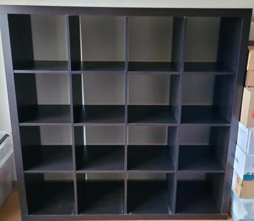 *gratis* IKEA KALLAX grote wandkast-boekenkast beschikbaar voor biedingen
