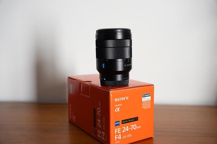 Sony zoomlens Vario-Tessar T* FE 24-70 mm F4 ZA OSS, Audio, Tv en Foto, Foto | Lenzen en Objectieven, Zo goed als nieuw, Zoom