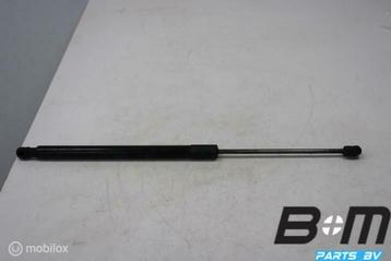 Gasveer achterklep VW Golf 7 Var. 5G9827550 beschikbaar voor biedingen