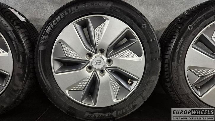 17 inch zomerbanden hyundai kona  215 55 17, Auto-onderdelen, Banden en Velgen, Banden en Velgen, Zomerbanden, 17 inch, 215 mm