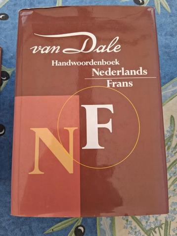 Van Dale handwoordenboek Nederlands-Frans beschikbaar voor biedingen