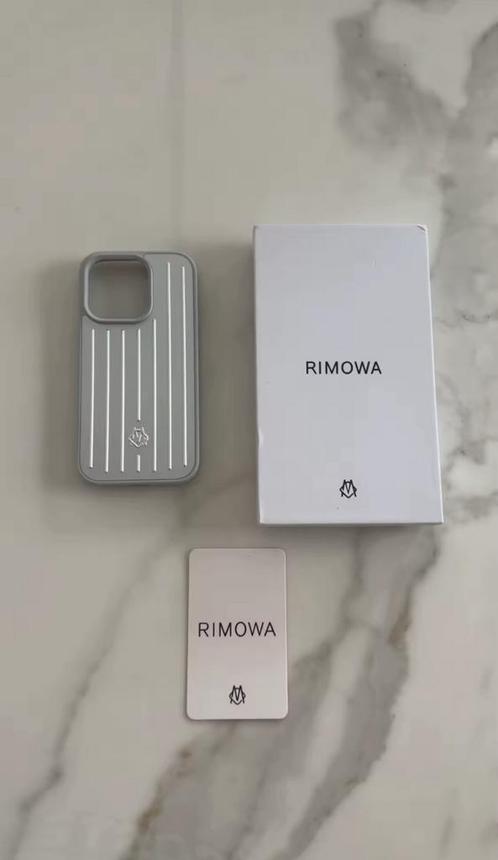Rimowa iphone case, Telecommunicatie, Mobiele telefoons | Hoesjes en Screenprotectors | Apple iPhone, Nieuw, iPhone 11, Ophalen
