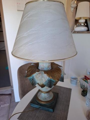 Staanlamp beschikbaar voor biedingen