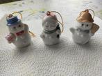Drie kleine porselein beeldjes kerstmis.Hoogte 6cm., Verzamelen, Beeldje(s), Zo goed als nieuw, Ophalen, Porselein