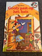 Disney boekenclub - Goofy past op het huis, Boeken, Kinderboeken | Kleuters, Jongen of Meisje, Ophalen of Verzenden, Fictie algemeen