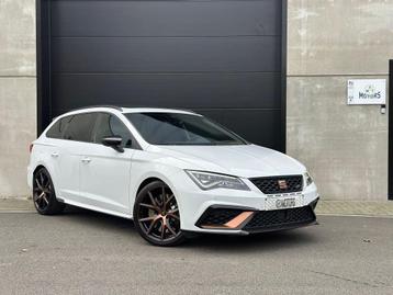 Seat Leon Cupra R / Carbon / Pano / Keyless beschikbaar voor biedingen