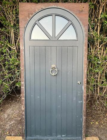 Houten voordeur meranti harthout beschikbaar voor biedingen