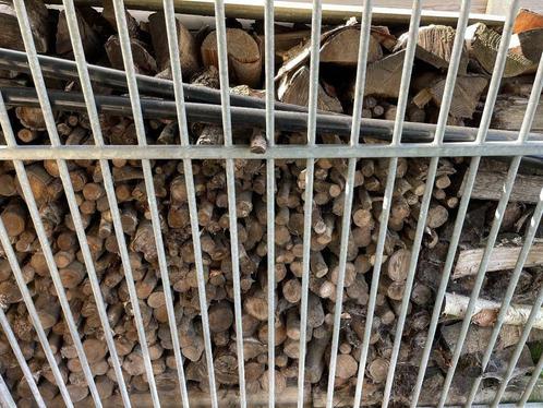 Brandhout - gedroogd en gekliefd - 4 kuub - speciale prijs, Tuin en Terras, Brandhout, Blokken, Overige houtsoorten, 6 m³ of meer