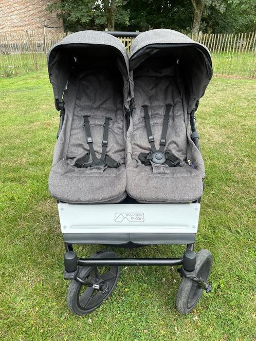 Dubbele buggy, Kinderen en Baby's, Buggy's, Zo goed als nieuw, Overige merken, Duomodel, Verstelbare rugleuning, Zonnekap, Ophalen