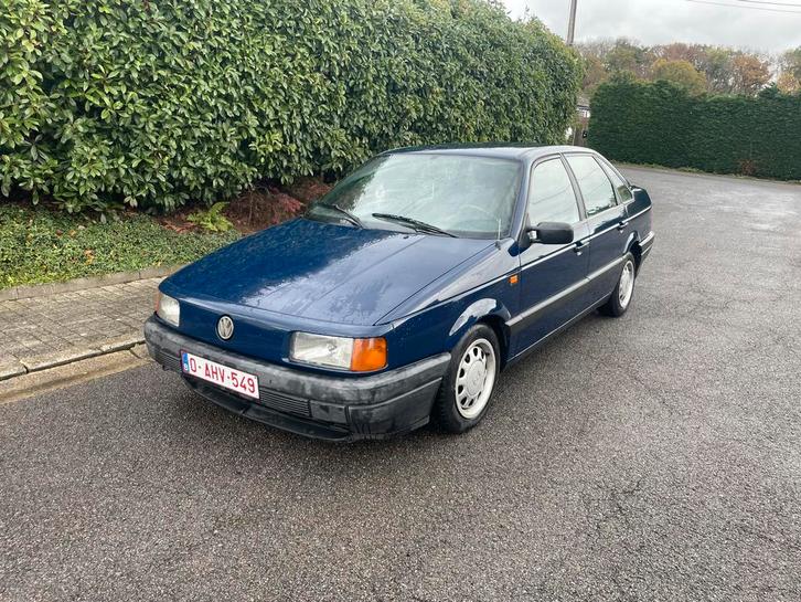 VW Passat 35i 1.9D 1993, Auto's, Volkswagen, Particulier, Passat, Diesel, Berline, 5 deurs, Handgeschakeld, Blauw, Grijs, Stof