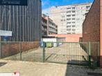 TE HUUR: Deurne terrein met 5 garageboxen en afsluitbare hek, Immo, Antwerpen (stad)