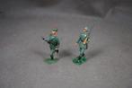 2 Duitse soldaten in metaal Britains - vintage, Ophalen of Verzenden