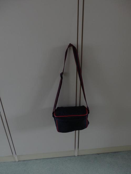 handige en compacte foto- of cameratas, Audio, Tv en Foto, Foto | Cameratassen, Zo goed als nieuw, Schoudertas, Ophalen