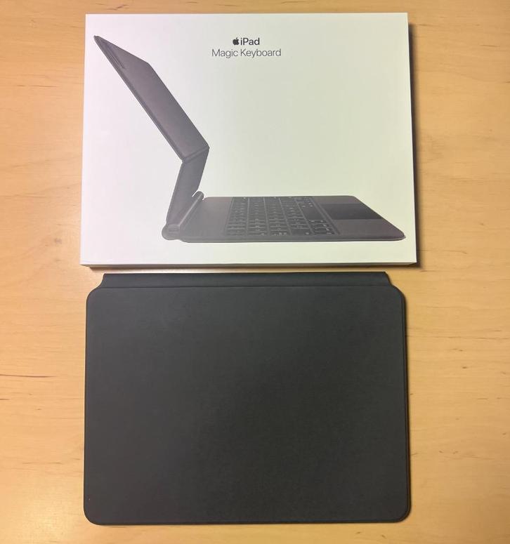 Apple Magic Keyboard voor iPad Pro 11 inch, Computers en Software, Tablet-hoezen, Zo goed als nieuw, Bescherming voor- en achterkant