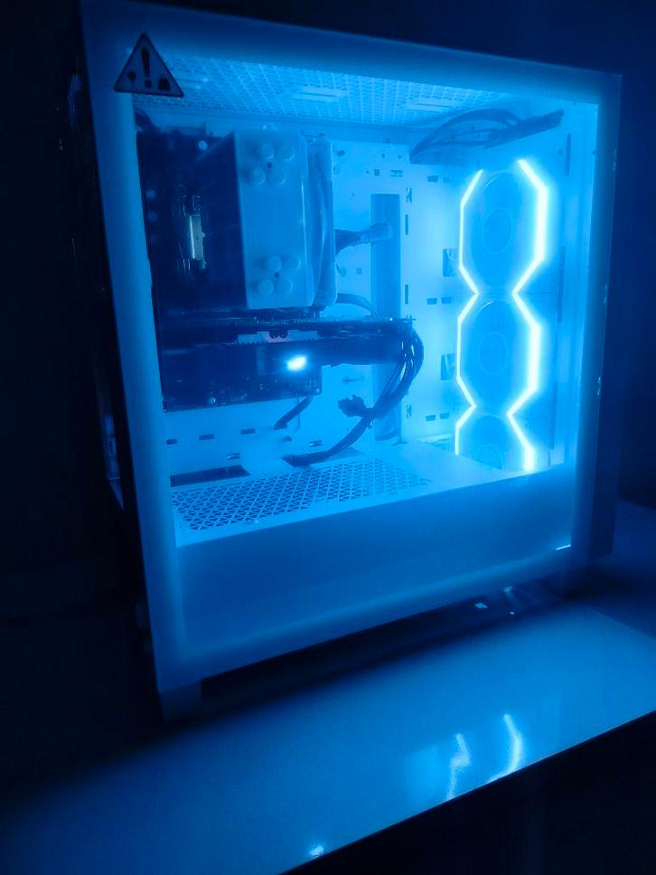 PC-gaming — Intel i7+ RX 570 8 GB — 32 GB RAM, Computers en Software, Desktop Pc's, Zo goed als nieuw, 4 Ghz of meer, HDD, SSD