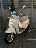 Retro/Vespa Scooter | A klasse | 812km! | Bijna nieuw |4Takt, Fietsen en Brommers, Overige merken, Ophalen of Verzenden, Zo goed als nieuw