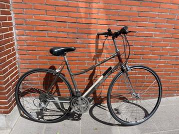 Dames koerstfiets beschikbaar voor biedingen