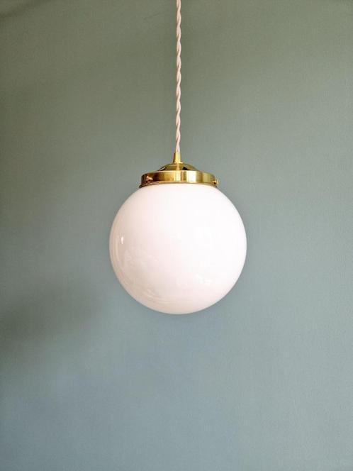 Art Deco hanglamp in witte opaline, jaren 1920-30, Antiek en Kunst, Antiek | Verlichting, Ophalen of Verzenden
