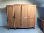 vintage kleerkast met bed, bureau en gratis boekenrek, Ophalen