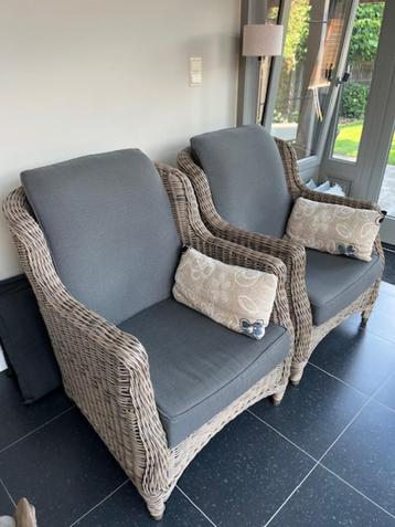 Tuinzetels te koop, in zéér goede staat. beschikbaar voor biedingen