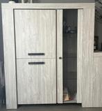 Ensemble de mobilier de salle à manger, Enlèvement, Comme neuf, 6 à 8 chaises