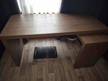 Bureau ikea malm 150x65 uitschuifbaar beschikbaar voor biedingen