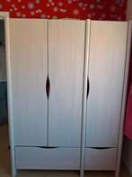 3 Deurs Kinderkleerkast vh merk Lifetime small world Disney, Ophalen, Zo goed als nieuw, Grenenhout