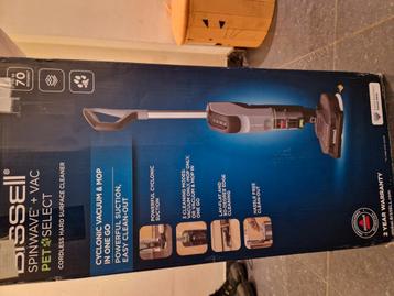 Stofzuiger en dwijl in een  incl 6x dwijl opzetstukken  beschikbaar voor biedingen