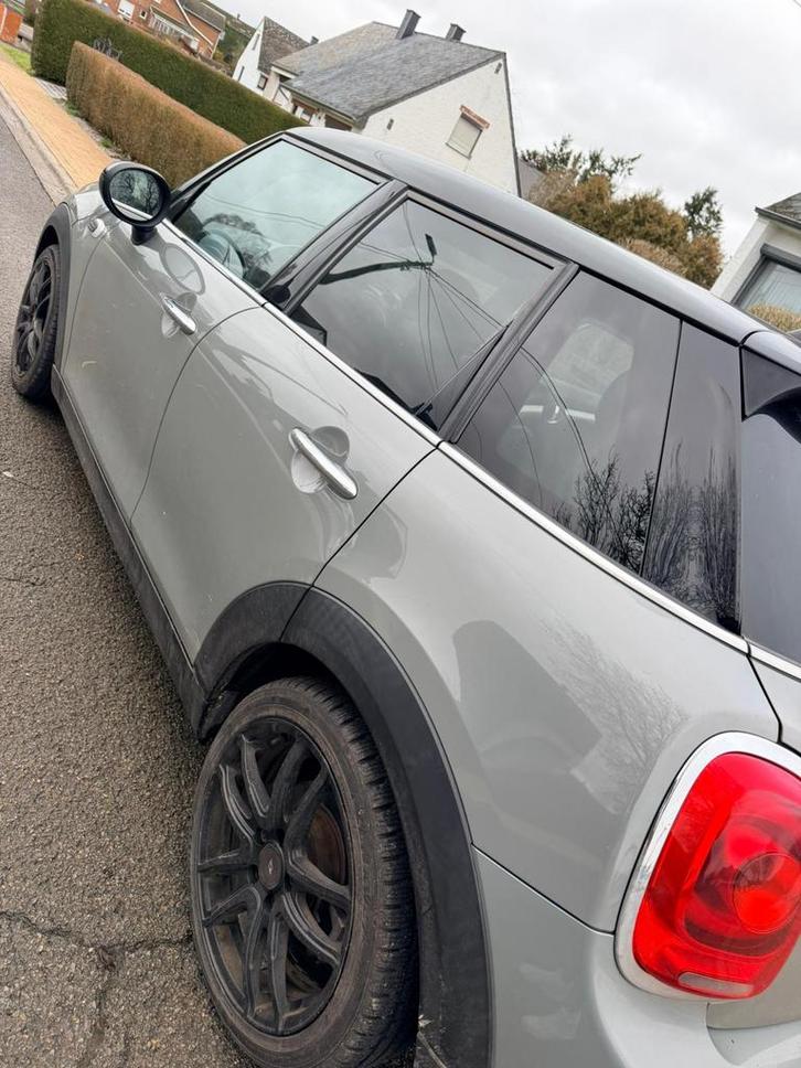 MINI COOPER D 1.5 115CV 5PORTES TOIT OUVRANT GPS CUIR, Autos, Mini, Particulier, Cooper, ABS, Airbags, Air conditionné, Bluetooth