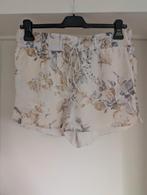 Beige gebloemde Mango Suit Short met kleine glitter - Maat S, Kleding | Dames, Mango, Kort, Verzenden, Beige