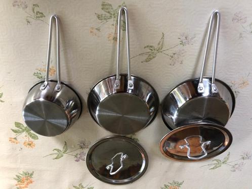 3 kleine pannetjes + 2 dekseltjes- nieuw!, Huis en Inrichting, Keuken | Potten en Pannen, Nieuw, Pannenset, Inox, Ophalen of Verzenden