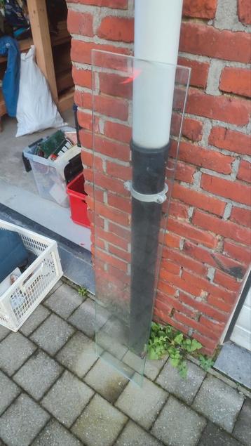 3 glazen schabben beschikbaar voor biedingen