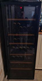 Armoire à vin Artevino, Maison & Meubles, Accessoires pour la Maison | Porte-bouteilles