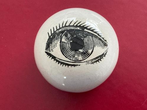 surrealistisch presse-papier Oogbol - Piero Fornasetti, Antiek en Kunst, Kunst | Designobjecten, Ophalen of Verzenden