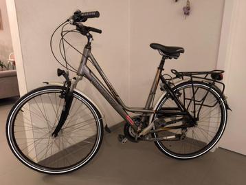damesfiets Thompson grenada in perfecte staat beschikbaar voor biedingen