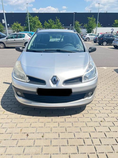 Renault clio 1.2 16v klaar voor registratie, Auto's, Renault, Particulier, Clio, Centrale vergrendeling, Benzine, Euro 4, Handgeschakeld
