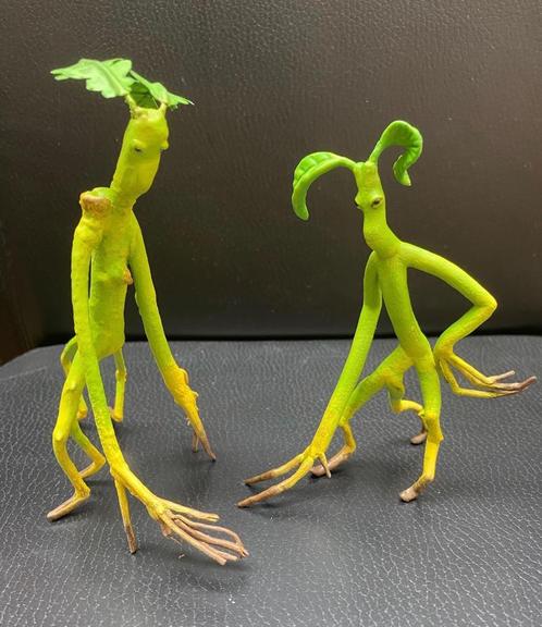 Harry Potter Bowtruckle figuurtjes + magneet, Verzamelen, Harry Potter, Gebruikt, Beeldje of Buste, Ophalen of Verzenden